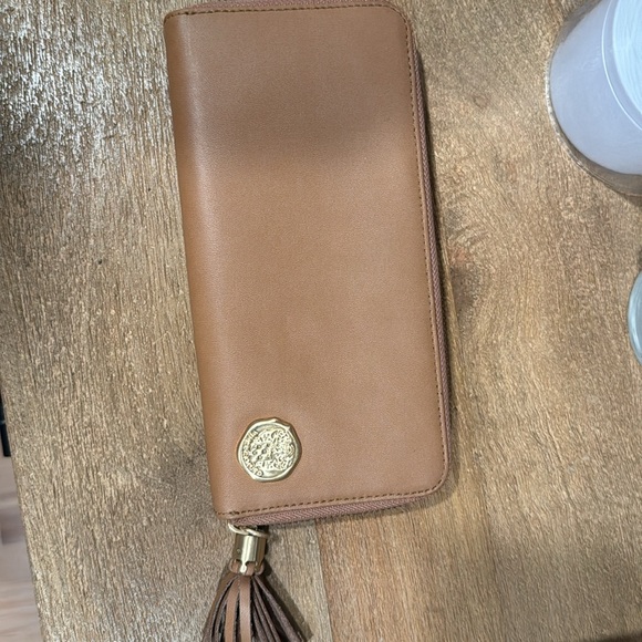 Vince Camuto brown wallet. - Picture 2 of 3